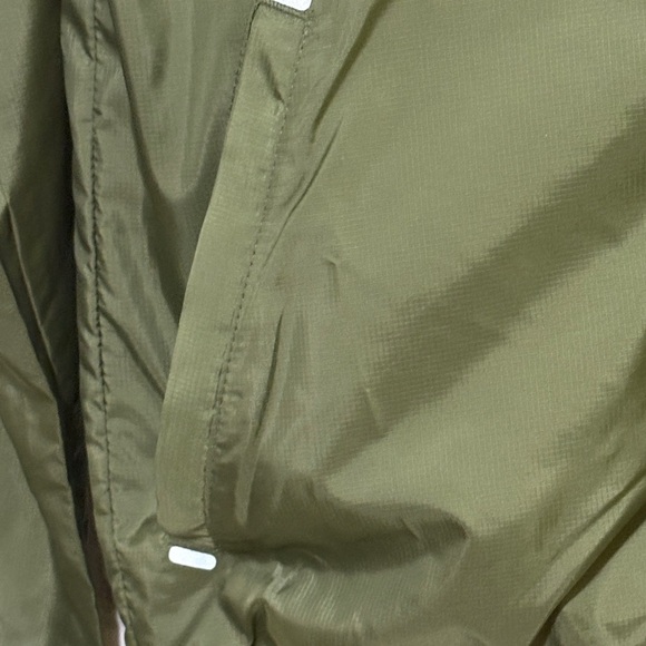 H&M kids boys green Khaki Windbreaker Jacket size 12-14 with hood - Picture 5 of 6